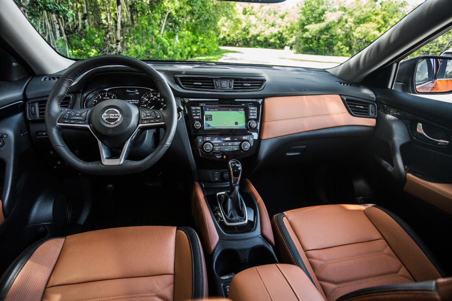 Торпедо Nissan Rogue (T32) 2016 года  (фото 22 из 40)